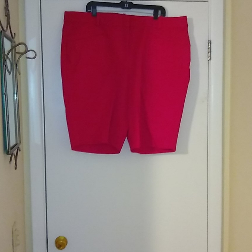 Red Bermuda Shorts (The Allie Style)